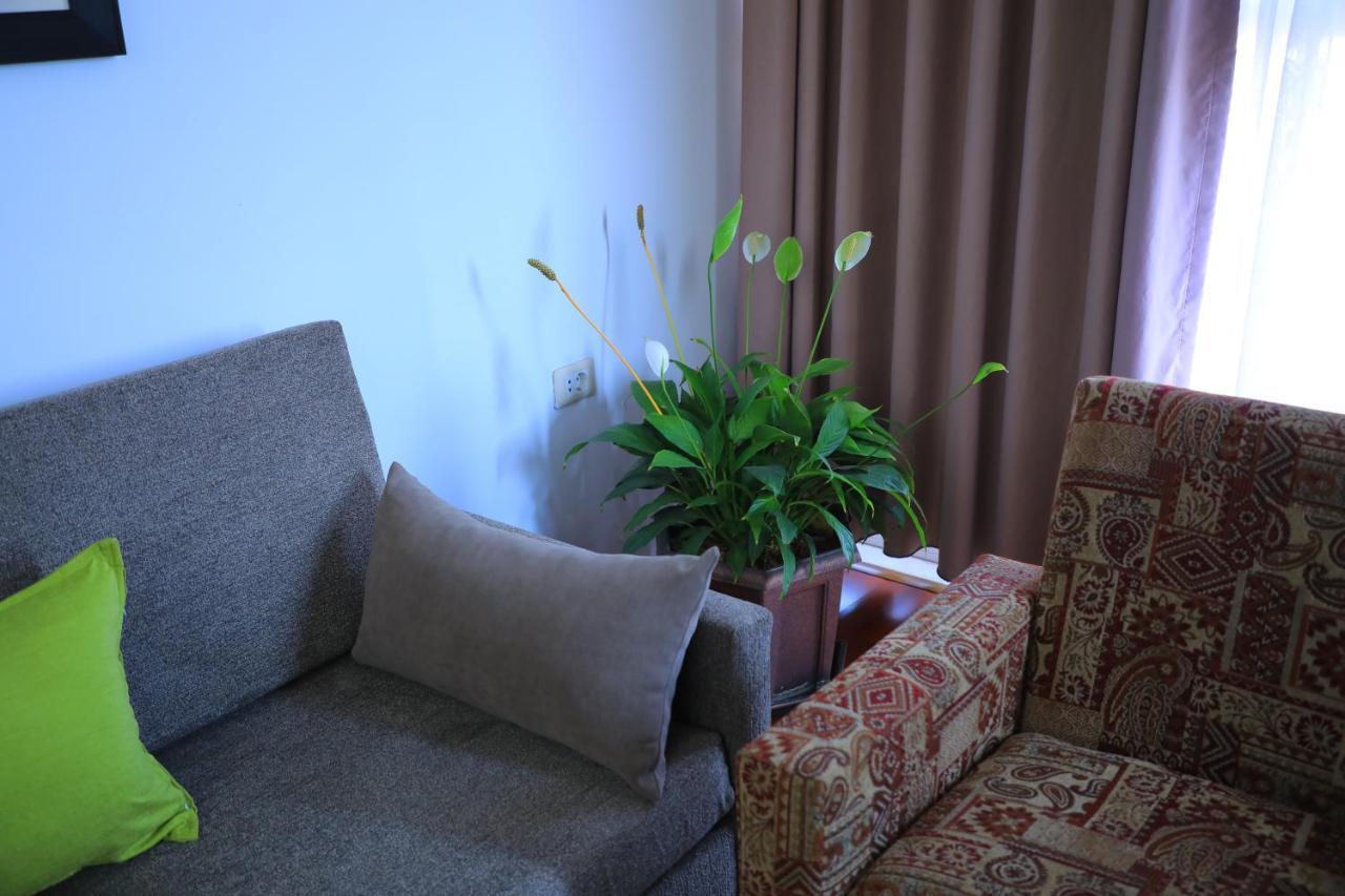 Victoria Hotel Apartment Addis Abeba Eksteriør bilde